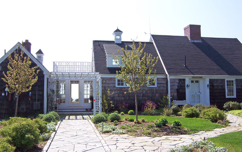 Cape-E-front-entry