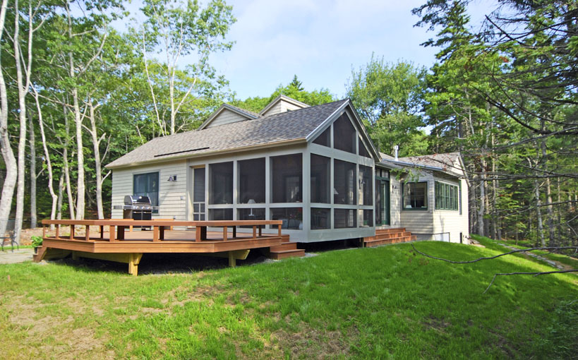 Summer Home, Screen Porch and Deck